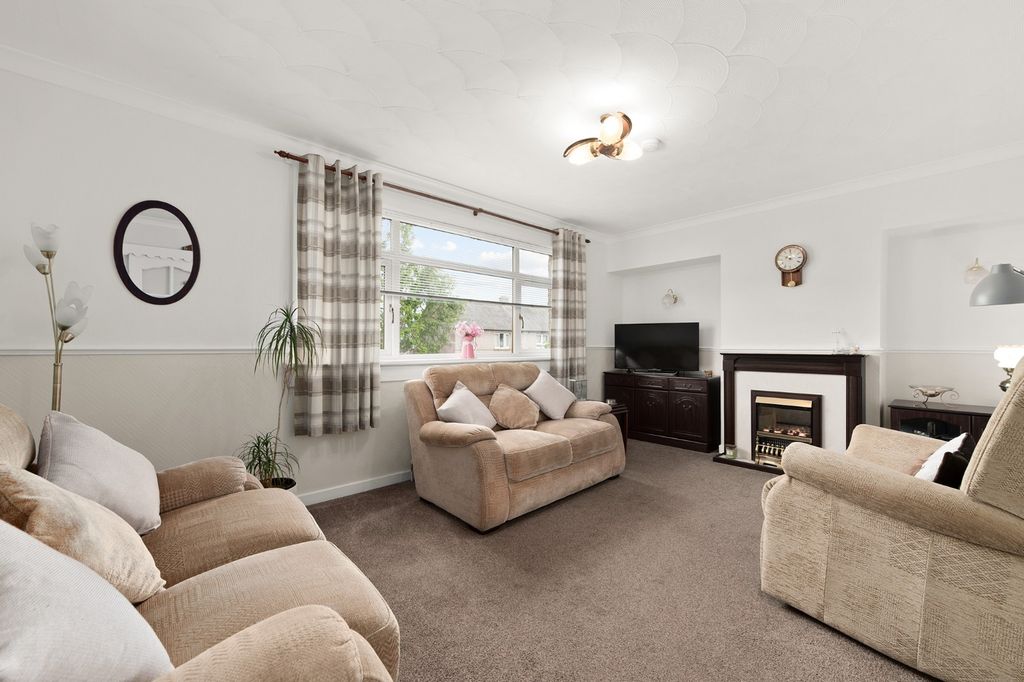 Property photo 2 of 26 5025585