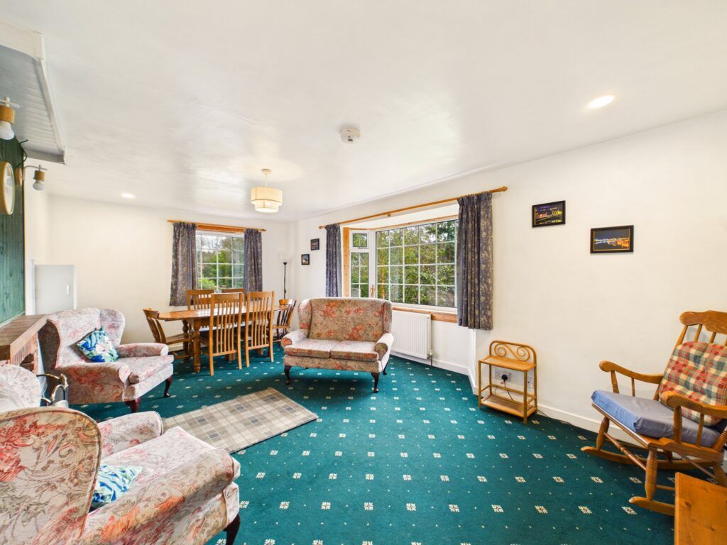 Property photo 3 of 29
