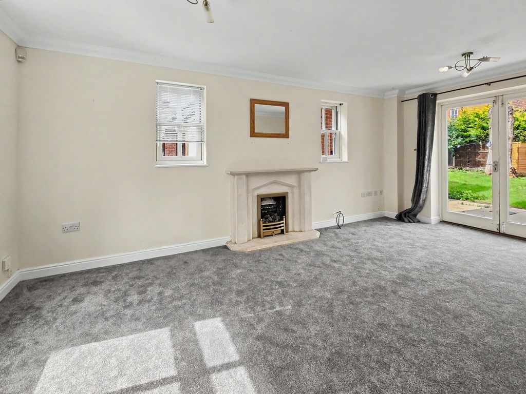 Property photo 3 of 20