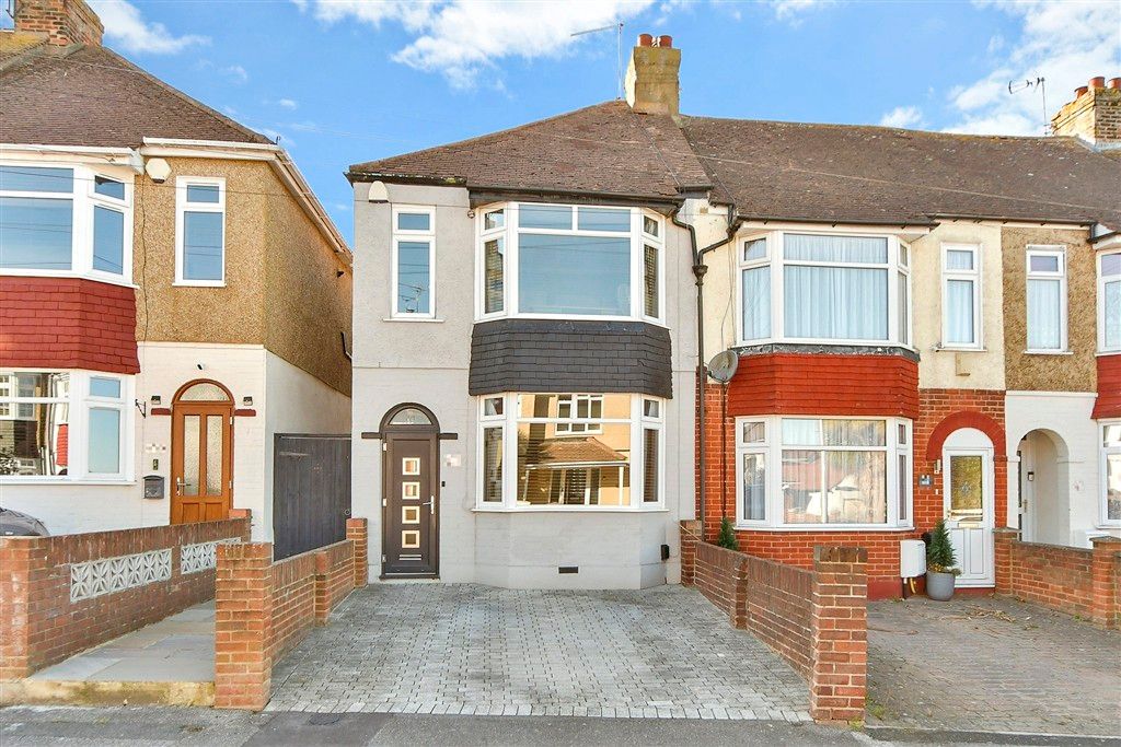 Property photo 3 of 7 External (Web)