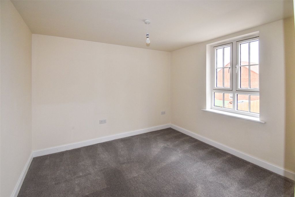 Property photo 3 of 6 Picture No. 01
