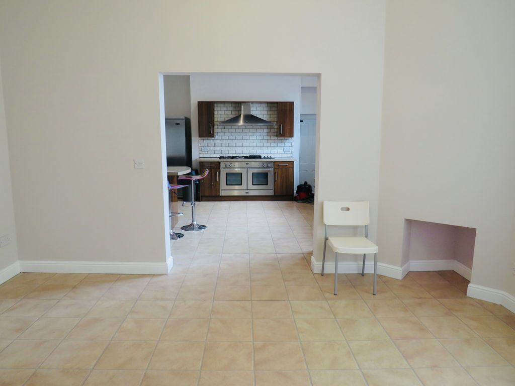 Property photo 3 of 15 Image