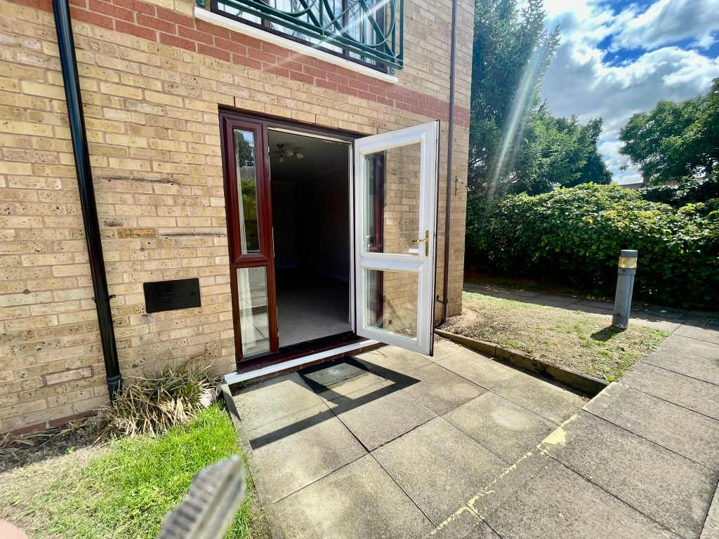 Property photo 3 of 14 Img_4242