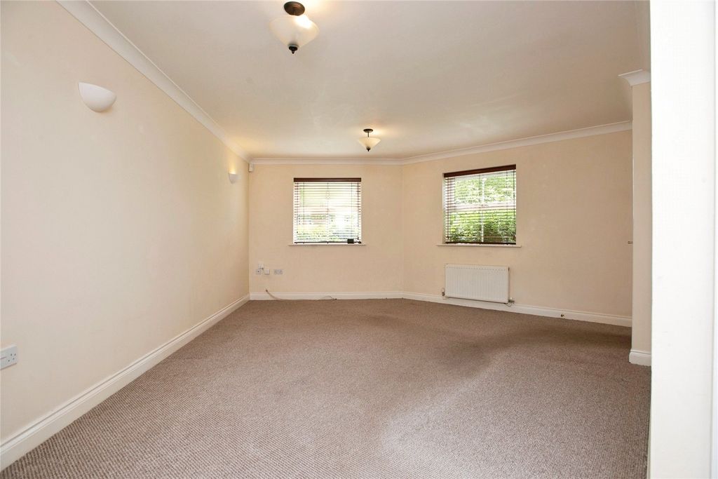 Property photo 3 of 18 Picture No. 51
