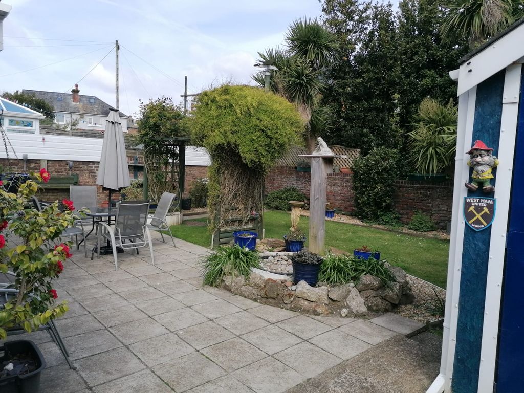 Property photo 3 of 14