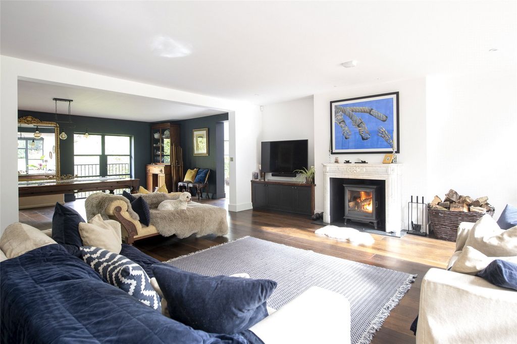 Property photo 3 of 16 Reception Room