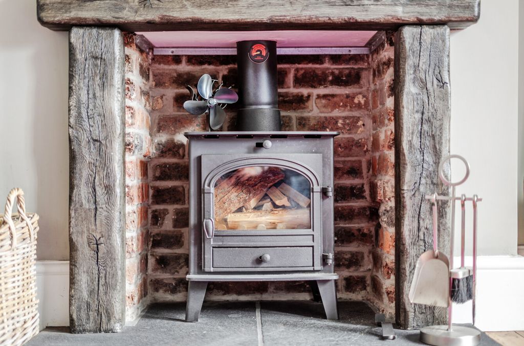 Property photo 3 of 23 Log Burner