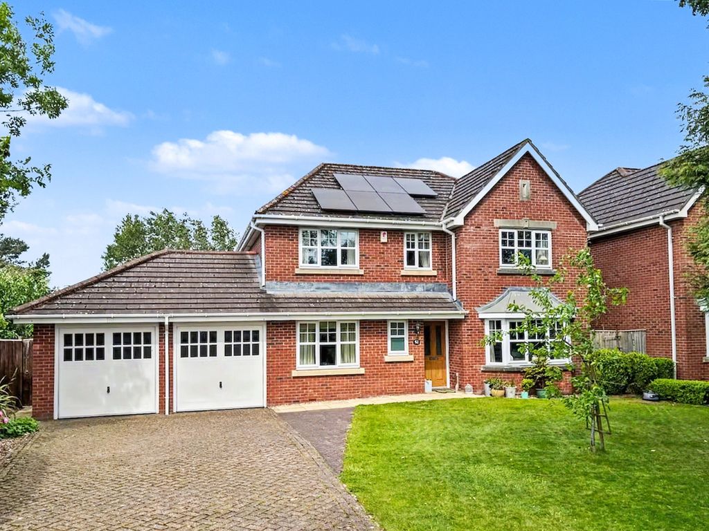 Property photo 1 of 33