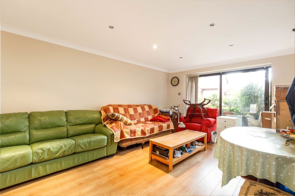 Property photo 3 of 11 Picture No. 07