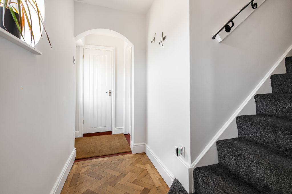 Property photo 3 of 22 Hallway