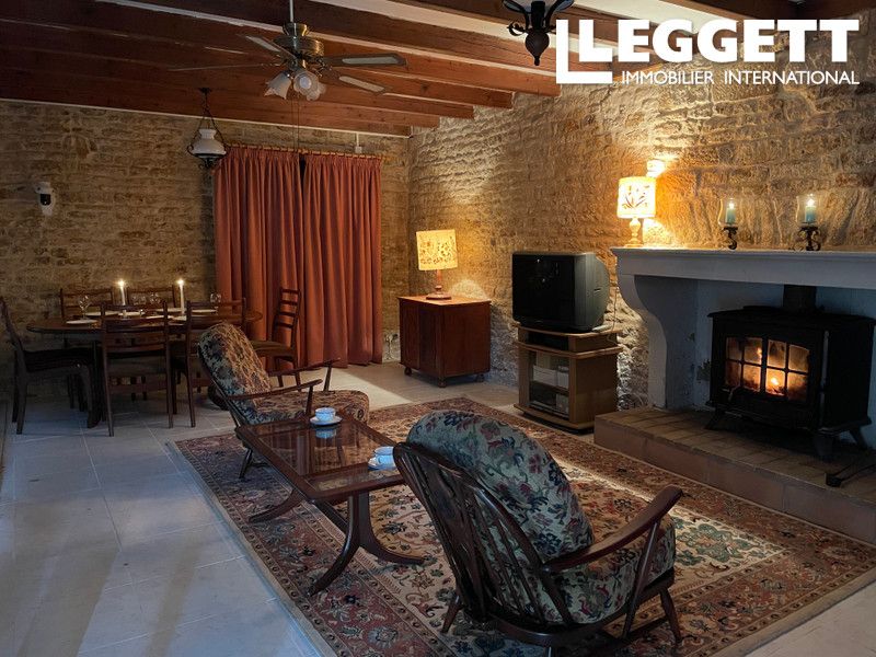 Property photo 3 of 10