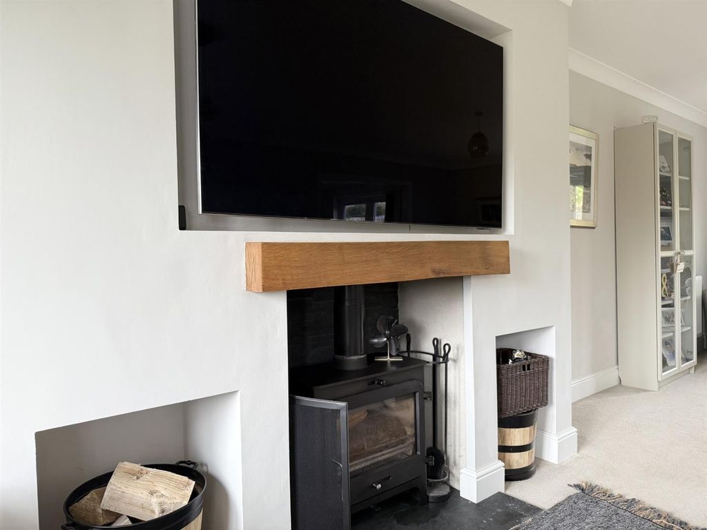 Property photo 3 of 25 Po3.Jpg