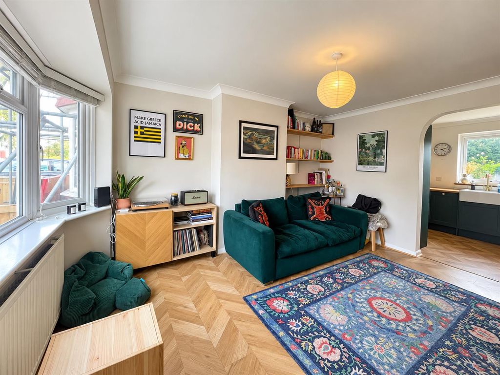 Property photo 2 of 16 Arlb8.Png