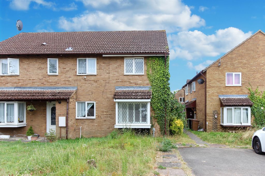 Property photo 1 of 6 Front