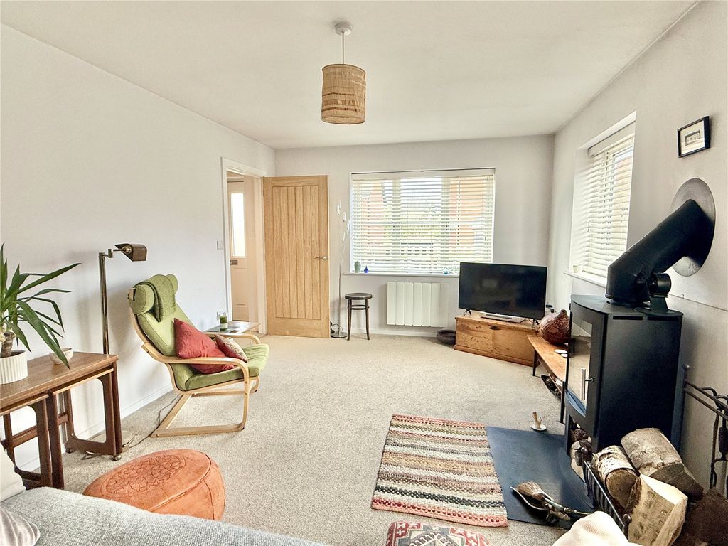 Property photo 3 of 21 Picture No. 10