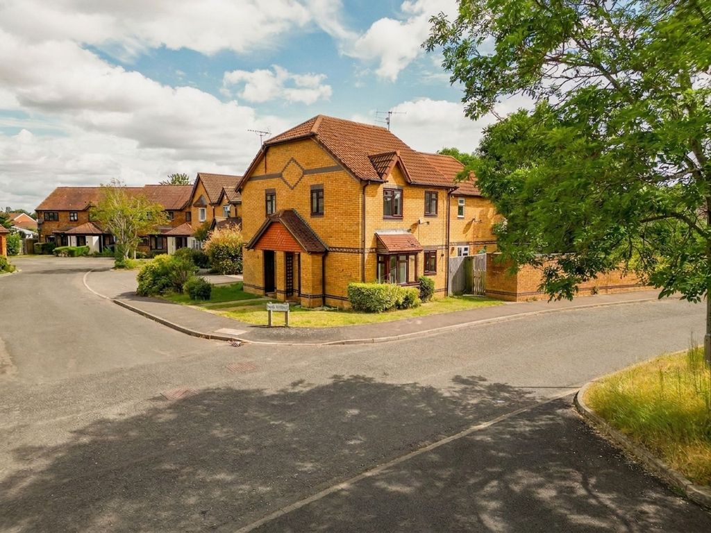 Property photo 1 of 17
