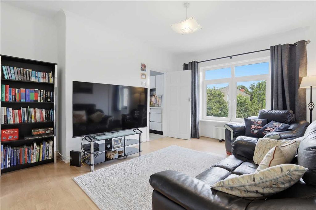 Additional image 4 of 3 bed flat for saleKingsbridge Drive, Bankhead, Glasgow G73