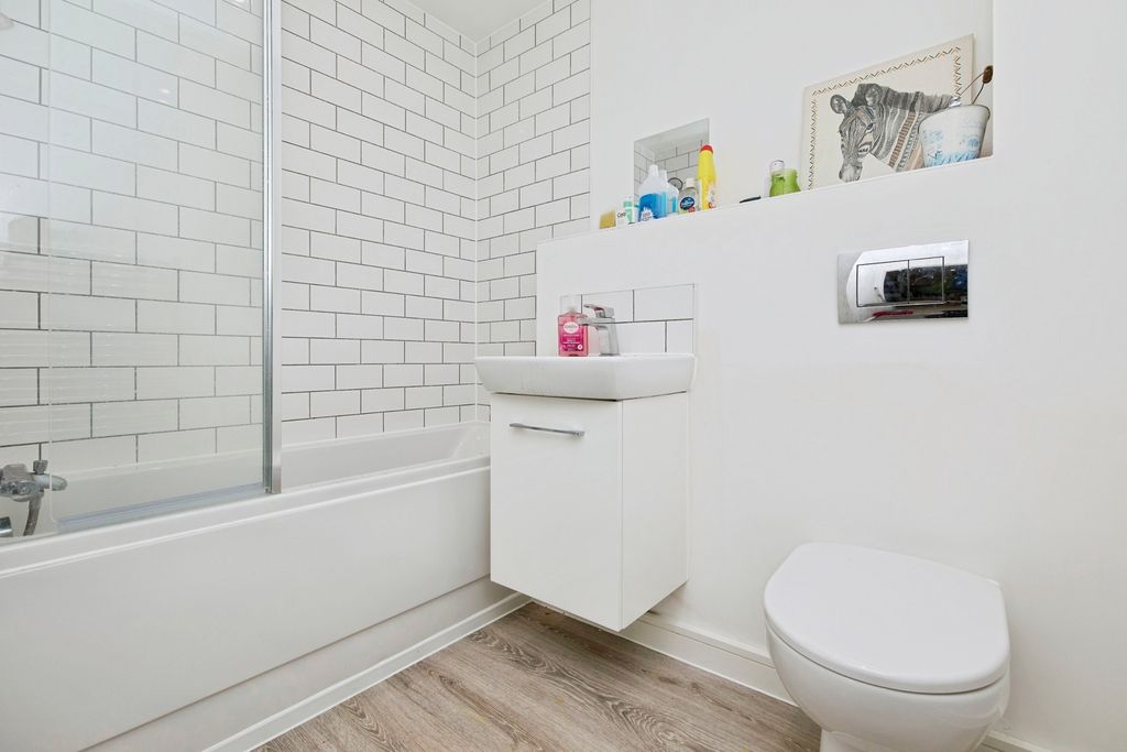 Additional image 10 of 2 bed flat for saleBilsborrow Avenue, Derby, Derbyshire DE1