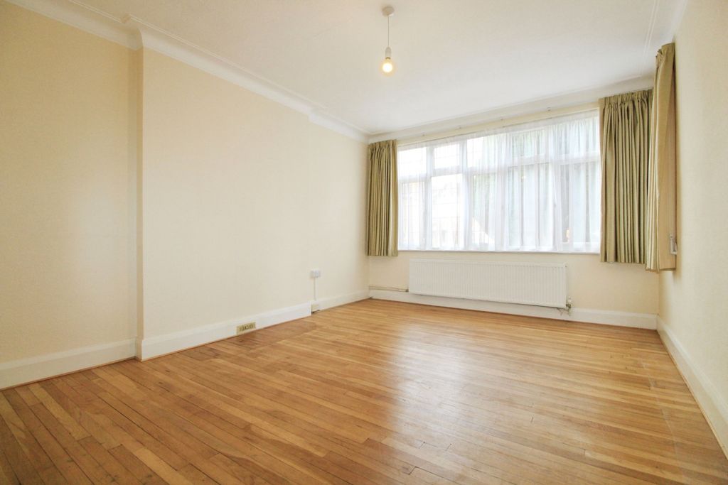 Property photo 2 of 23 Ff8d833B-Img 8061