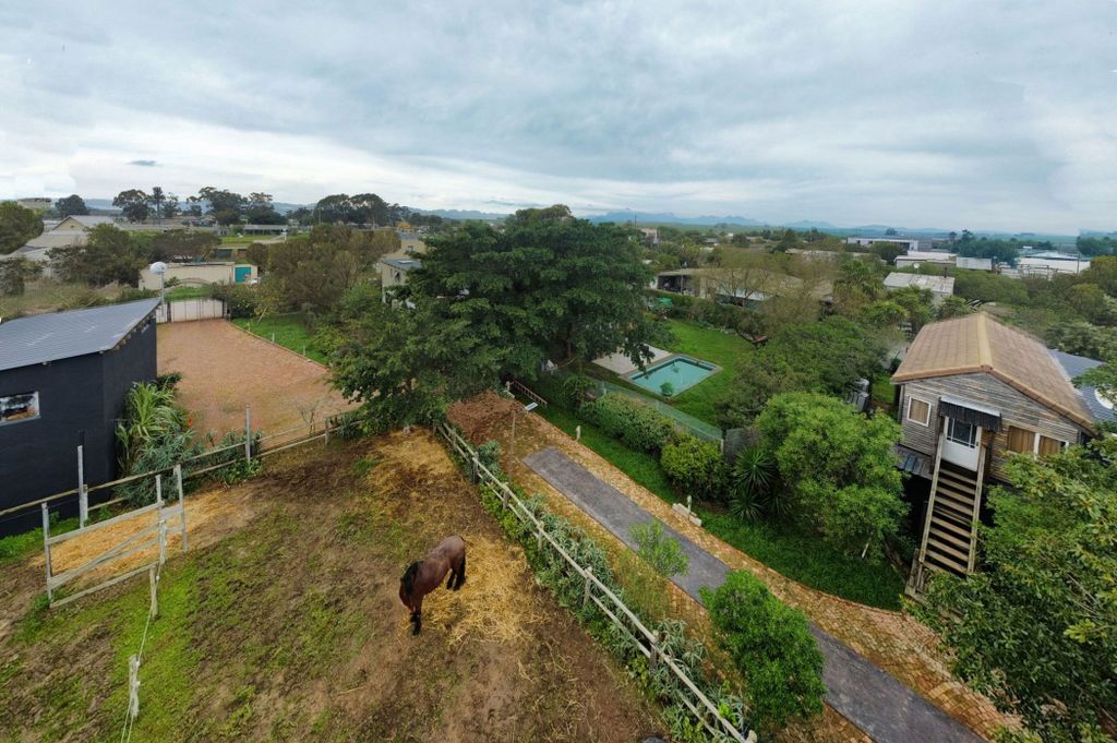 Property photo 2 of 42 Dbv1705756