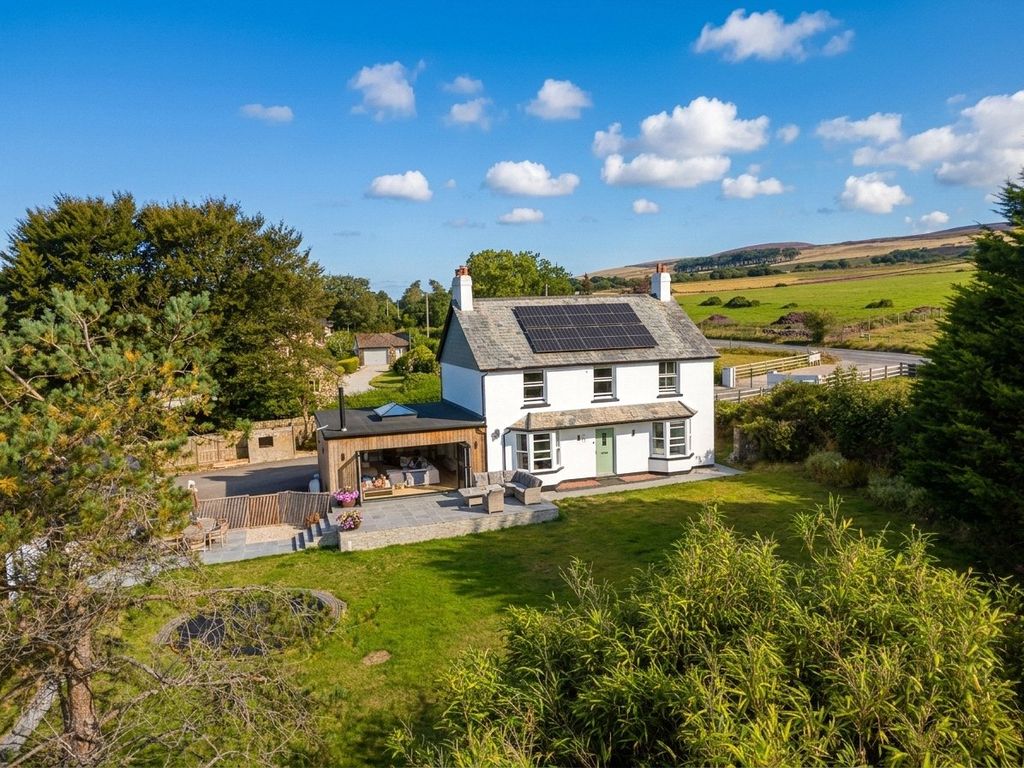 Property photo 1 of 33 Kirtonia