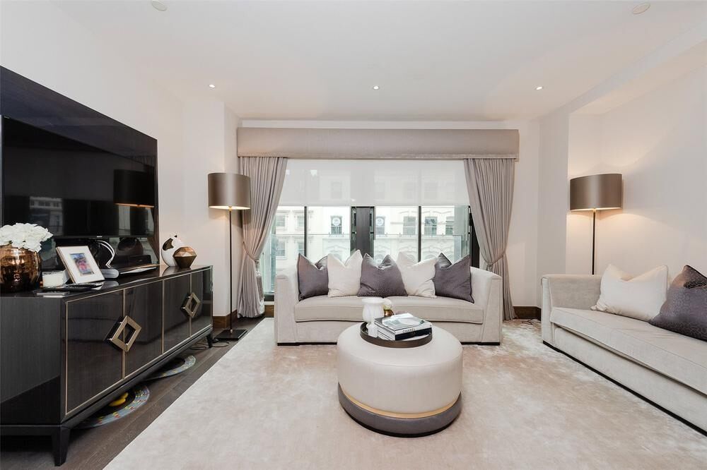 Property photo 2 of 12 Fd9A373F758d8A1Db...