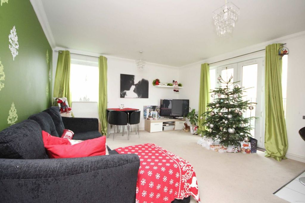 Property photo 2 of 4