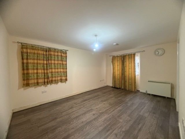 Property photo 2 of 9 Reception1