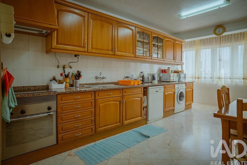 Property photo 1 of 29