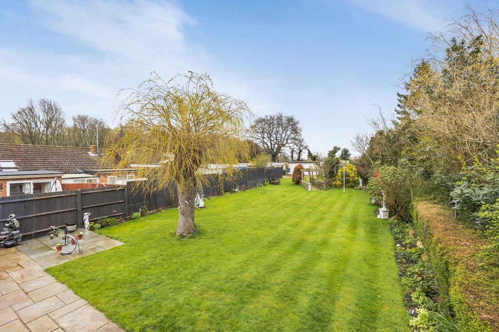 Property photo 3 of 20