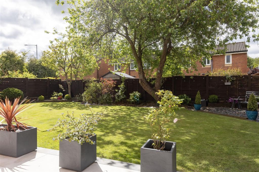 Additional image 34 of 4 bed detached house for saleHedgerows Road, Leyland PR25