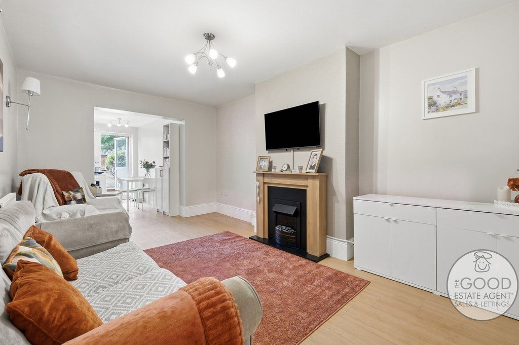 Property photo 2 of 13