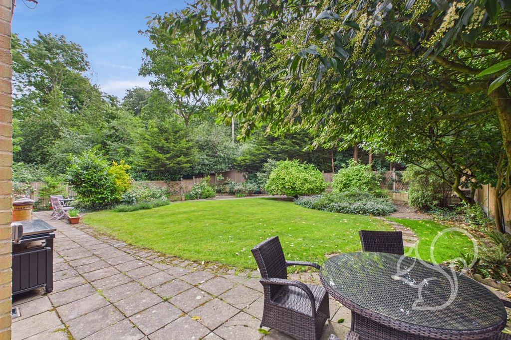 Property photo 3 of 32 Cam01659G0-Pr0473-Still016.Jpg