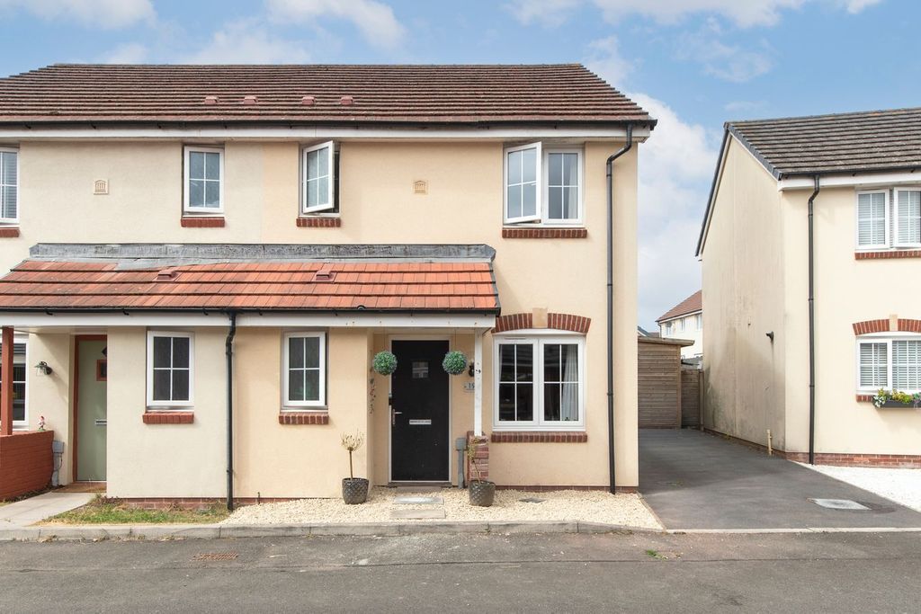 Property photo 1 of 24