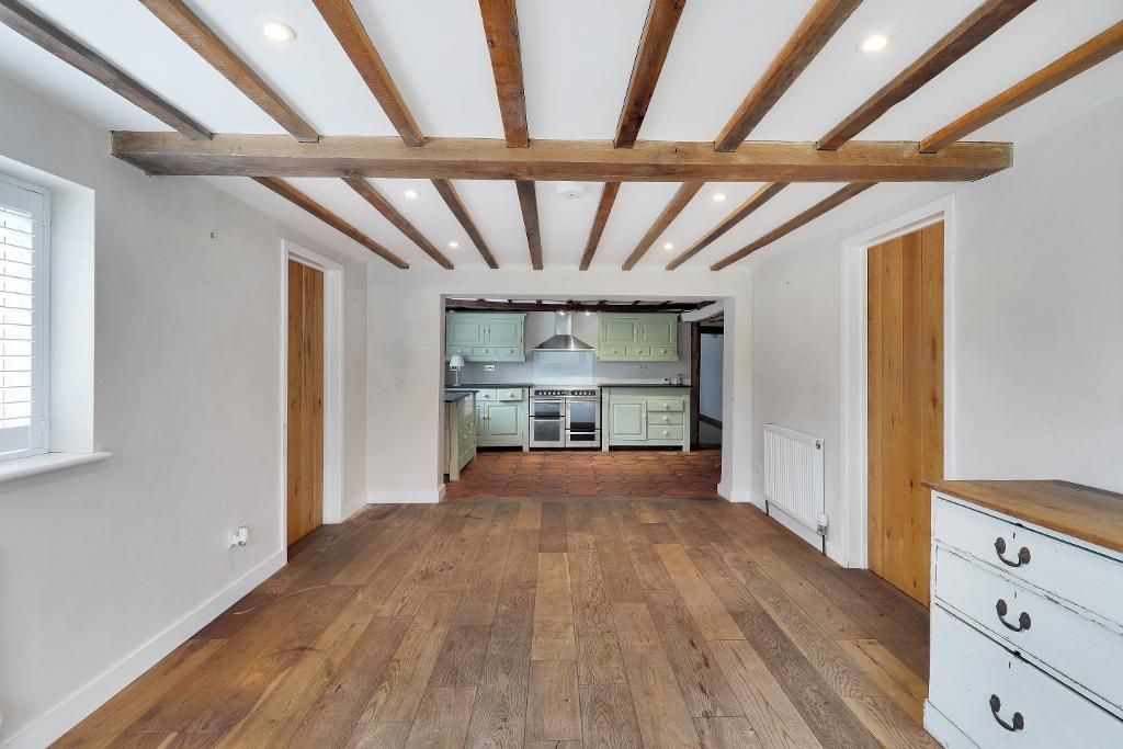 Property photo 3 of 14 Photo 3