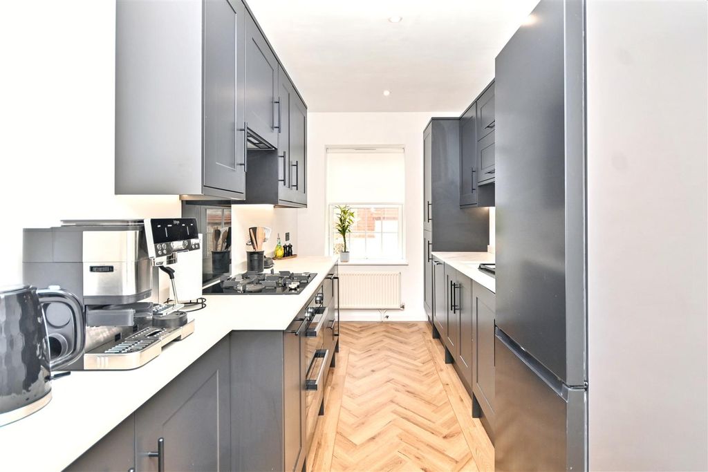 Property photo 3 of 13 Dsc_2935.Jpg