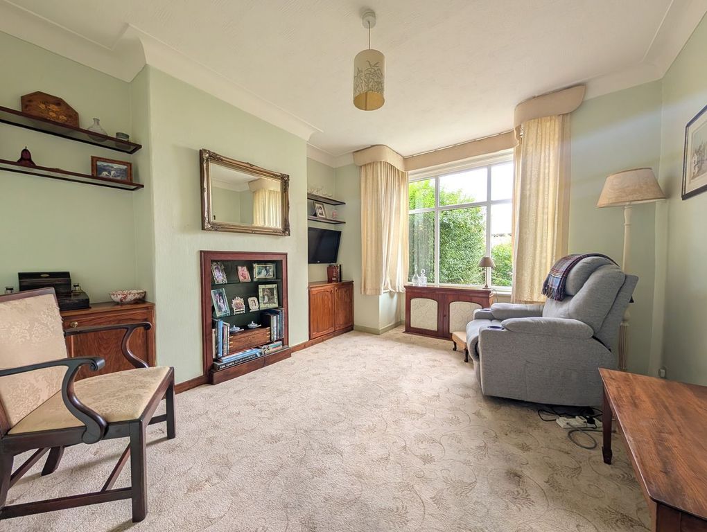 Property photo 2 of 22