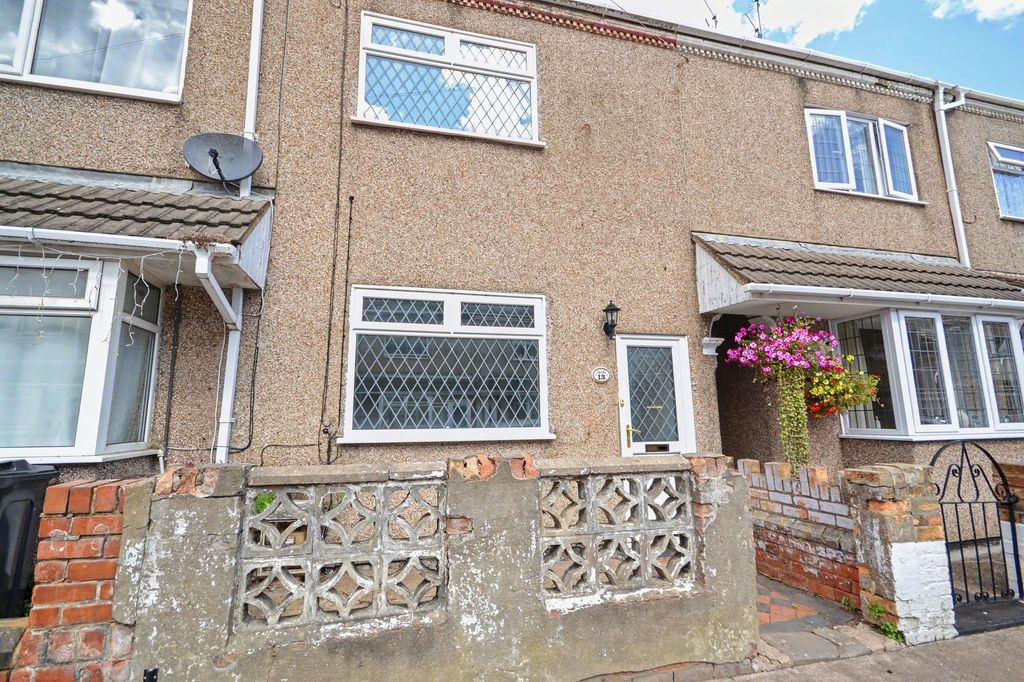 Property photo 1 of 17
