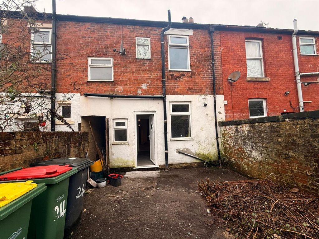 Property photo 2 of 13 ce6Ae633-99Ec-4205-A12F-8332Aaed7776.Jpg