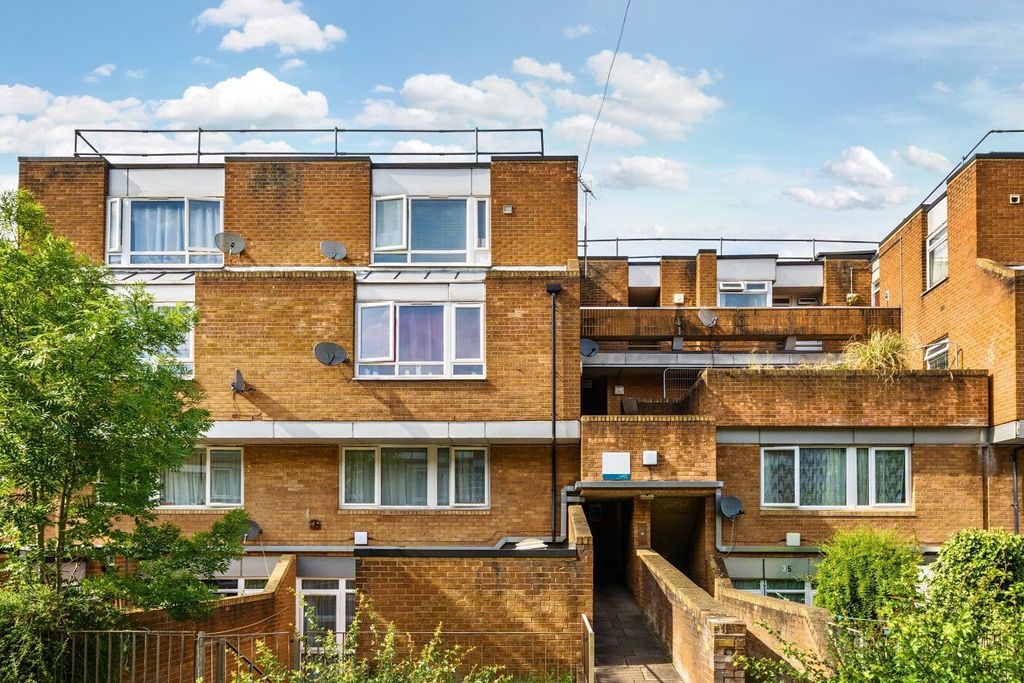 Property photo 1 of 9 Picture No. 24