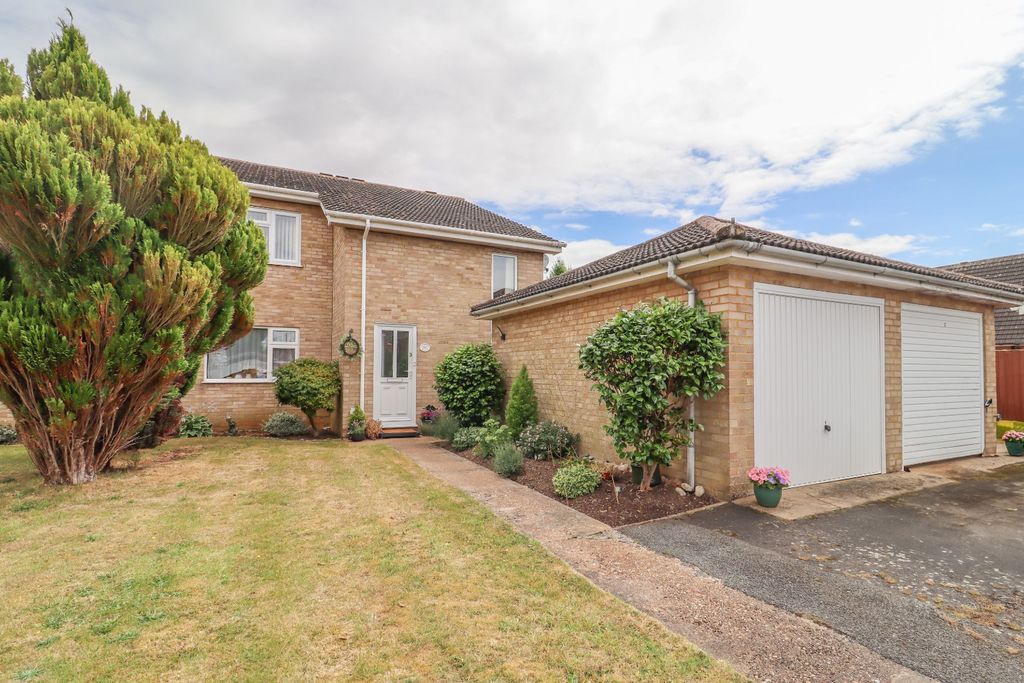 Property photo 1 of 17 4145422