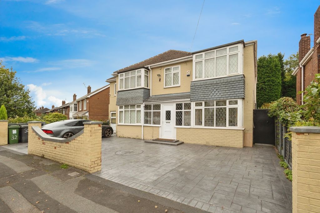 Property photo 1 of 17 Photo