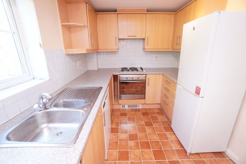 Property photo 3 of 9 Photo 13
