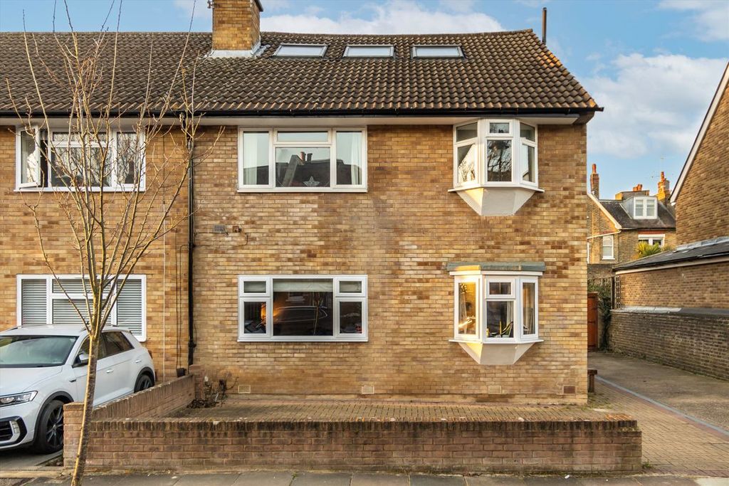 Property photo 1 of 7