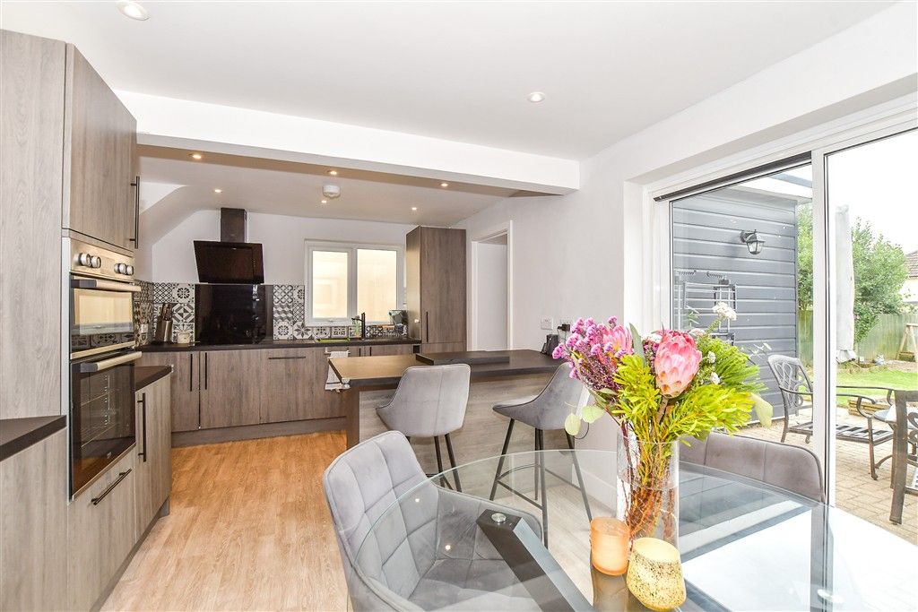 Property photo 3 of 17 Kitchen/Diner