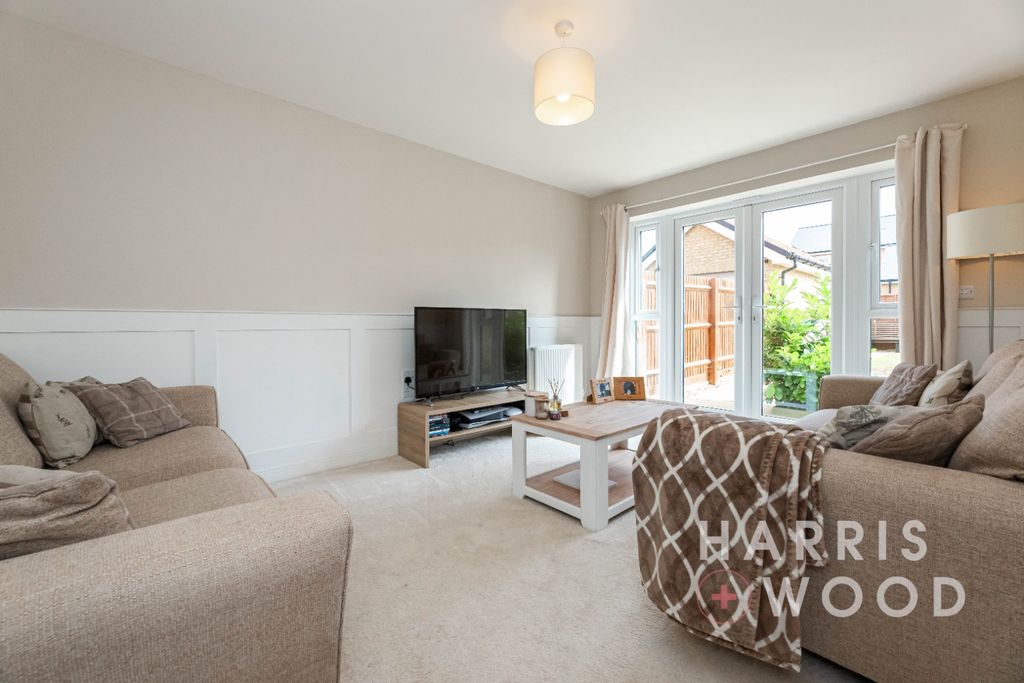 Property photo 3 of 50 4393762