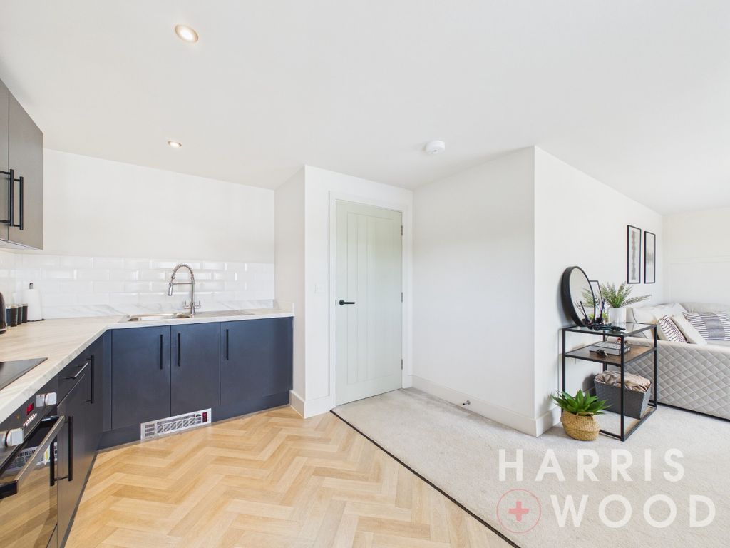 Property photo 2 of 20 5156932