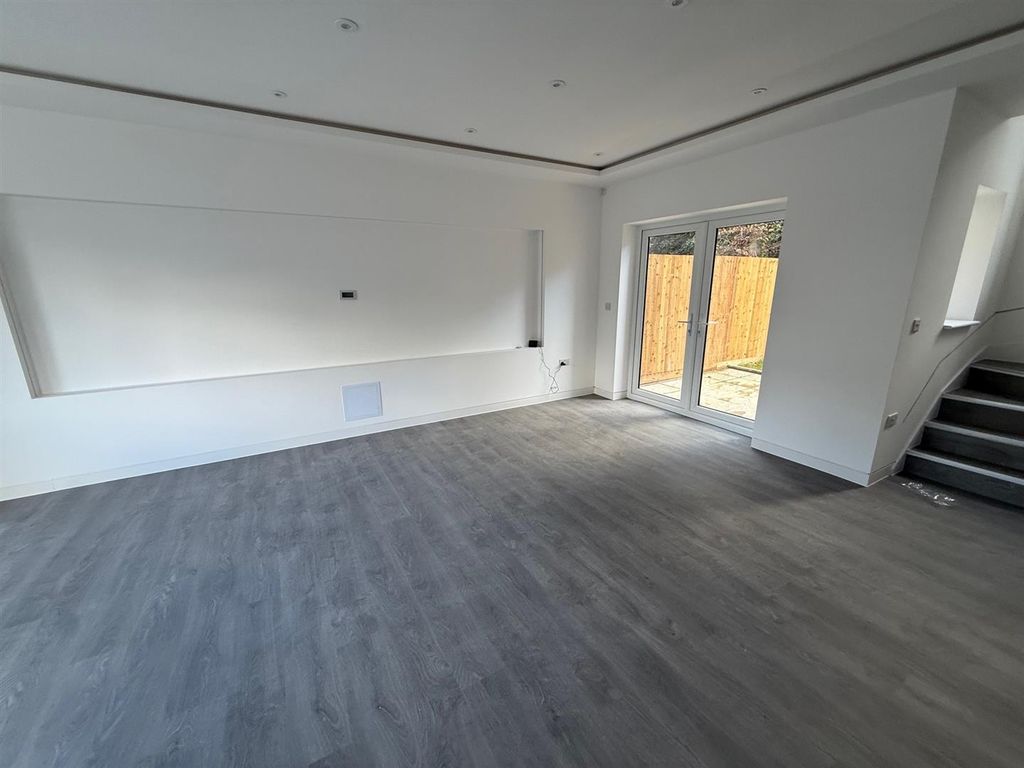 Property photo 2 of 14 3.Jpg