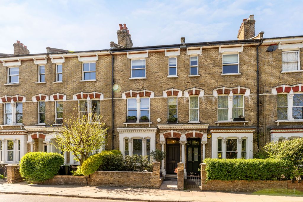 Property photo 1 of 9 Photo #1