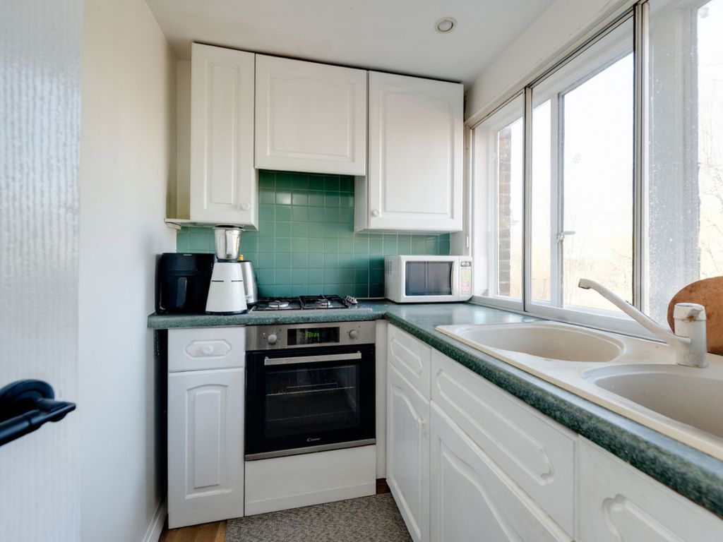 Property photo 1 of 4